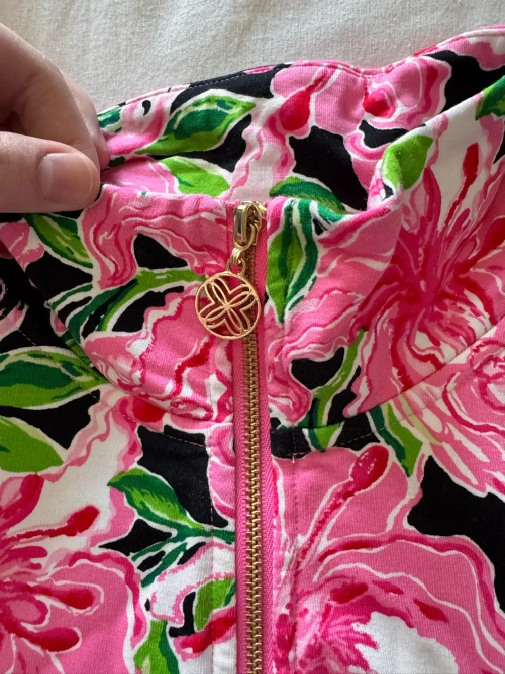Lilly Pulitzer UPF 50+ Skipper Popover - Onyx Party All The Time Luxletic - Picture 5 of 9